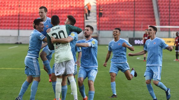 Futbalisti ŠK Slovan vyradili v Slovenskom pohári Spartak Trnava a zahrajú si vo finále!