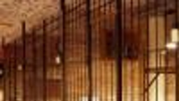 Petržalské väzenie sa volá Alcatraz Pub