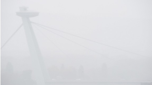 Vodiči pozor, v noci i ráno rátajte s hmlou