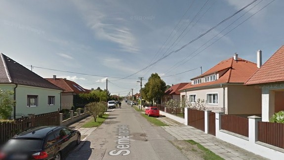 V Jarovciach zastavila polícia auto plné migrantov