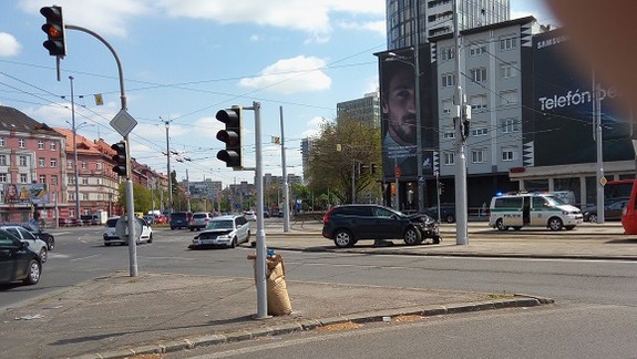 FOTO: Dopravu na Trnavskom mýte zdržala nehoda