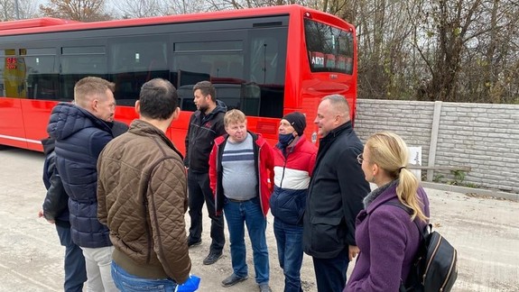 Každý z nových vodičov v prímestskej doprave v Bratislavskom kraji dostane k platu 4 000 eur!