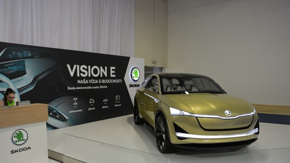 FOTO a VIDEO: Bratislavský Autosalon láka na výstavné premiéry i sprievodný program