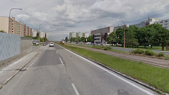 Vymenia asfalt na ďalších úsekoch Saratovskej