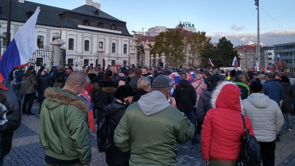 Policajti upozorňujú na možné dopravné obmedzenia pre protest