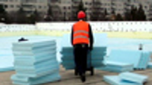 Petržalka zateplí strechy aj ďalším objektom