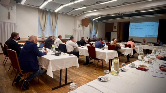 V Podunajských Biskupiciach poslanci schválili pre ZŠ Bieloruská nový názov