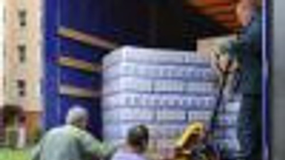 Do Petržalky priviezli potravinovú pomoc 