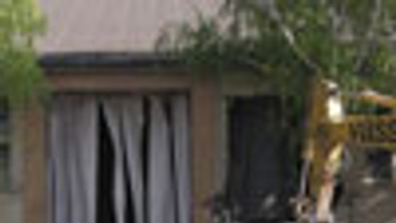 Mesto nechce zrušiť búracie povolenie pre PKO