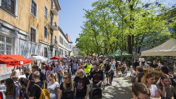 FOTO: Pozrite si atmosféru Dobrého trhu na Jakubovom námestí