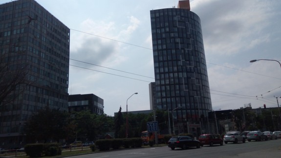 Mohutný výpadok elektrickej energie ochromil značnú časť Bratislavy!