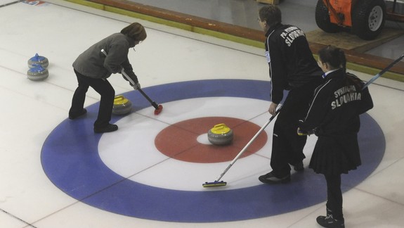 Bratislava bude v septembri hlavným mestom sveta curlingu