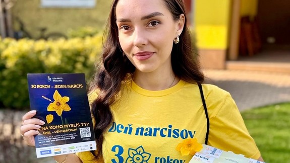 Ulice zaplavia žlté narcisy, vyjadrujeme nimi solidaritu s ľuďmi s rakovinou