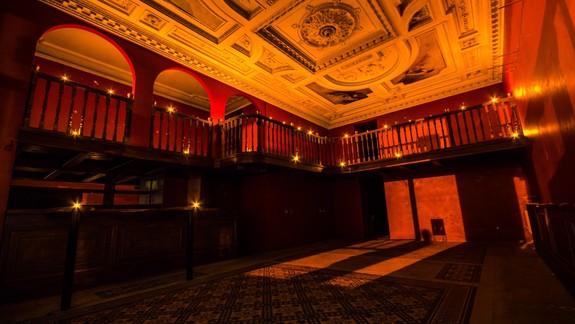 NÁDHERNÉ FOTO: Takto ste Lekáreň u Salvátora asi ešte nevideli