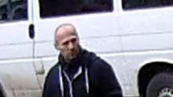 Polícia pátra po totožnosti bankového lupiča