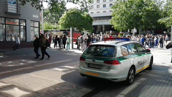 Polícia nechce stíhať muža, ktorý nožom útočil v centre Bratislavy