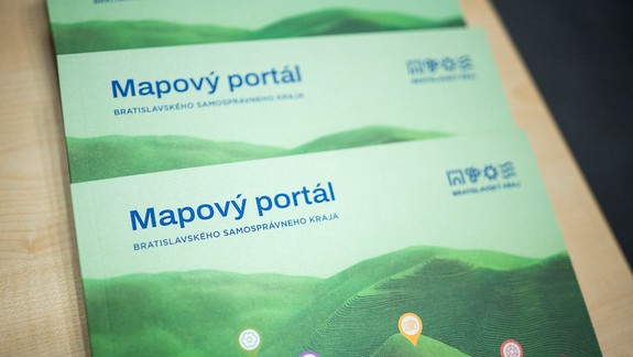 Po mapovom portáli predstavila bratislavská župa novú brožúru