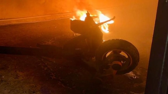 Chýbalo málo k vzniku obrovských škôd: V byte na Kopčianskej začala horieť elektrokolobežka