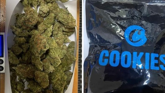 Policajti zadržali v Ružinove dvojicu mladíkov, mali pri sebe marihuanu