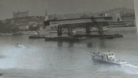 FOTO: Toto o Moste SNP vie málokto: O problémoch pri stavbe prehovoril po desaťročiach inžinier