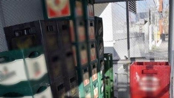 Neznámy páchateľ ukradol v Bratislave deväť sudov na pivo