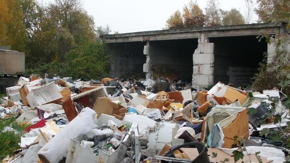 Petržalka je zase čistejšia, zmizlo 433 ton odpadu