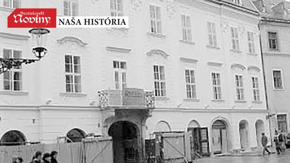 NAŠA HISTÓRIA: Štricáci na Dunajskej ulici a palác, ktorého strechu inšpiroval Bratislavský hrad