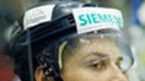 Obranca M. Sersen je po artroskopii kolena