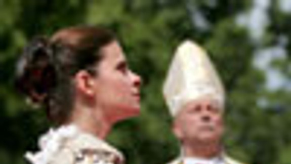 Popoludní sa začali Korunovačné slávnosti