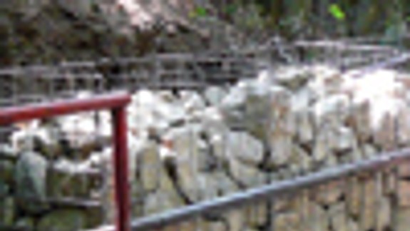 Na Hlbokej ceste pribudnú oporné múriky