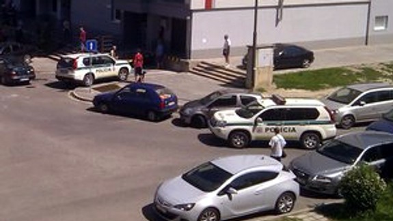 V parku v bratislavskej Vrakuni sa dnes strieľalo