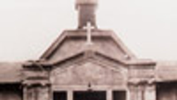 Na mieste márnice a cintorína je dnes park