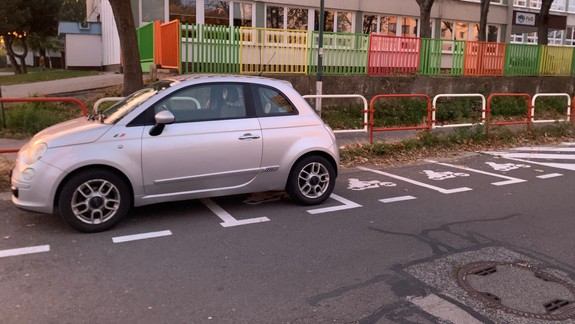 Nová parkovacia politika: Do systému PAAS sa za prvý týždeň prihlásilo viac ako 2200 ľudí