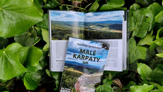 Vyrazte do prírody. Vyšli turistickí sprievodcovia Malé Karpaty