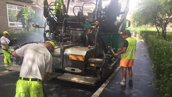 Na Björnsonovej ulici finišujú s opravou cesty a chodníkov