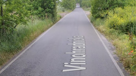Cestári upozorňujú na neprejazdný úsek z Bratislavy po Vinohradníckej