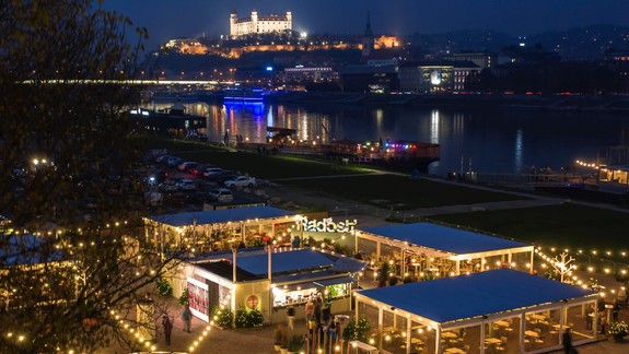 Zďaleka nie iba jedlo a dobré pitie: Pri Dunaji sa opäť otvára Zimný Tyršák