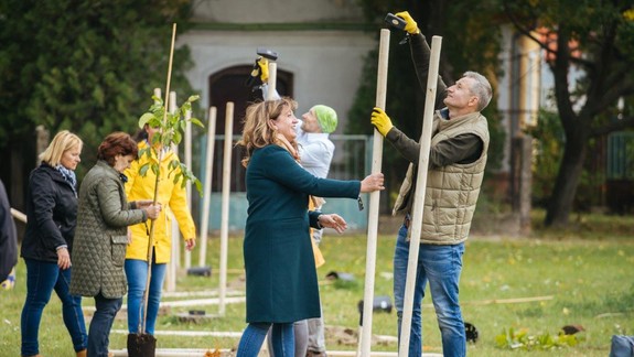 Podunajské Biskupice majú 200 nových stromov