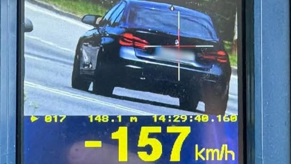 Pirát: Mladý vodič uháňal po Petržalke rýchlosťou 157 kilometrov za hodinu