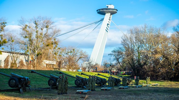 Delostrelci na Nový rok vypália na nábreží Dunaja 21 slávnostných sálv
