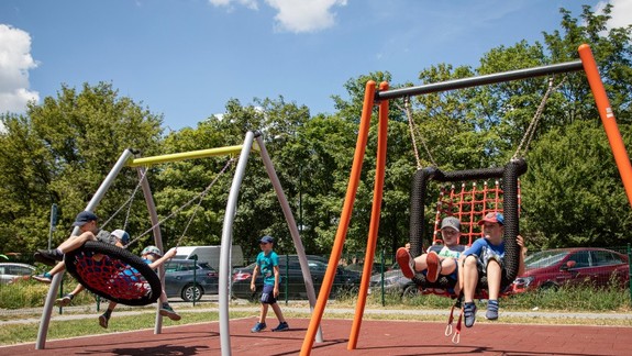 Podľa odborníkov majú voľne prístupné detské ihriská spĺňať bezpečnostné normy