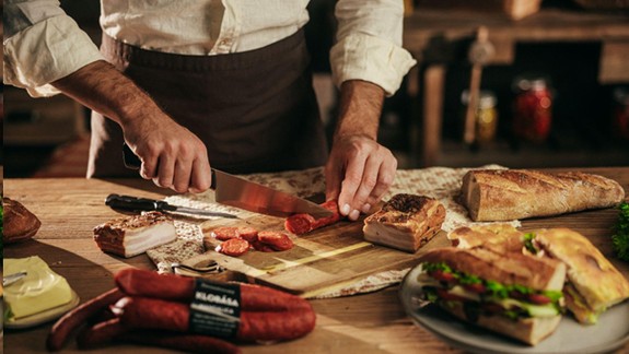 Tradície a poctivá chuť. To nájdete iba v bratislavských predajniach Kukkonia shop