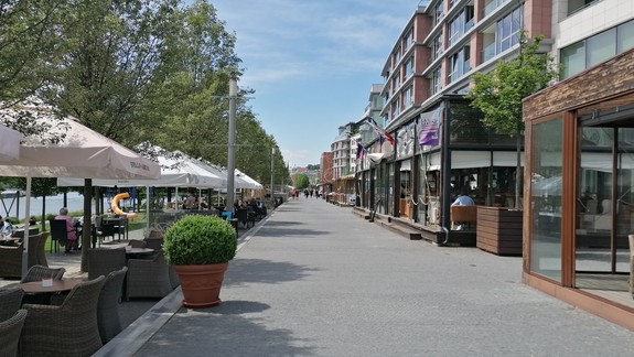 Pre fungovanie terás v reštauráciách platia od piatka nové pravidlá