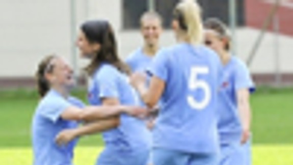 ŠK Slovan Bratislava vedie I. ligu žien vo futbale