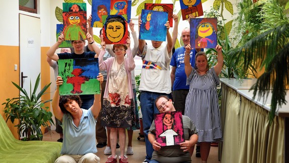 Vo farebnom svete: V centre pre mentálne postihnutých sme našli úžasné miesto...