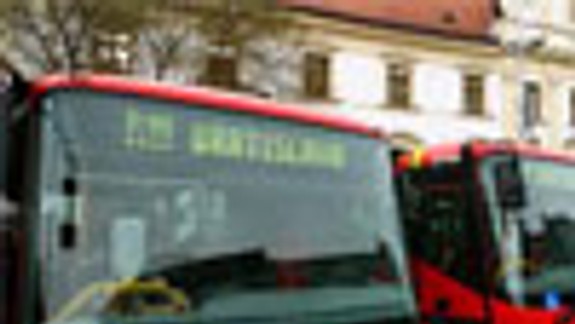 Bratislavčania majú nové autobusy Mercedes a SOR