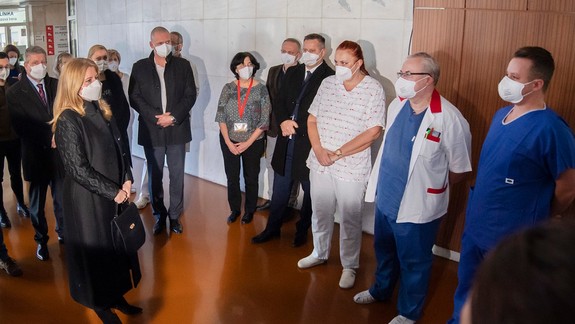 Prezidentka Z. Čaputová: Boj s pandémiou prehrávame - potrebujeme lockdown pre všetkých!