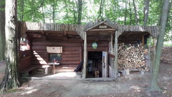 Krvavá líška z Petržalky: Trampská osada zhorela do tla, no žije v spomienkach