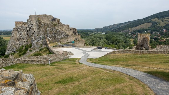 Sviatočný Devín otvárame pre všetkých