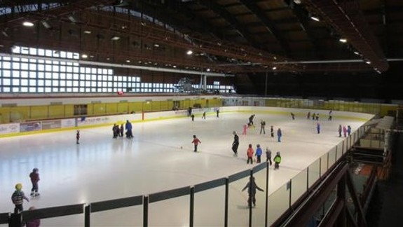 Dobrá správa: Zimný štadión v Dúbravke v nedeľu otvárajú
